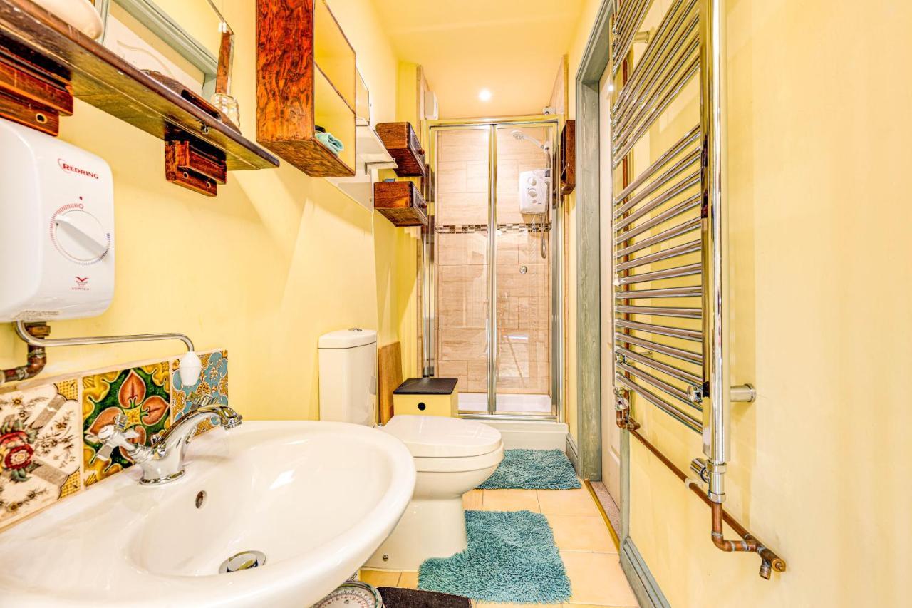 Family Country Cottage With A Private Valley View Scarborough Esterno foto